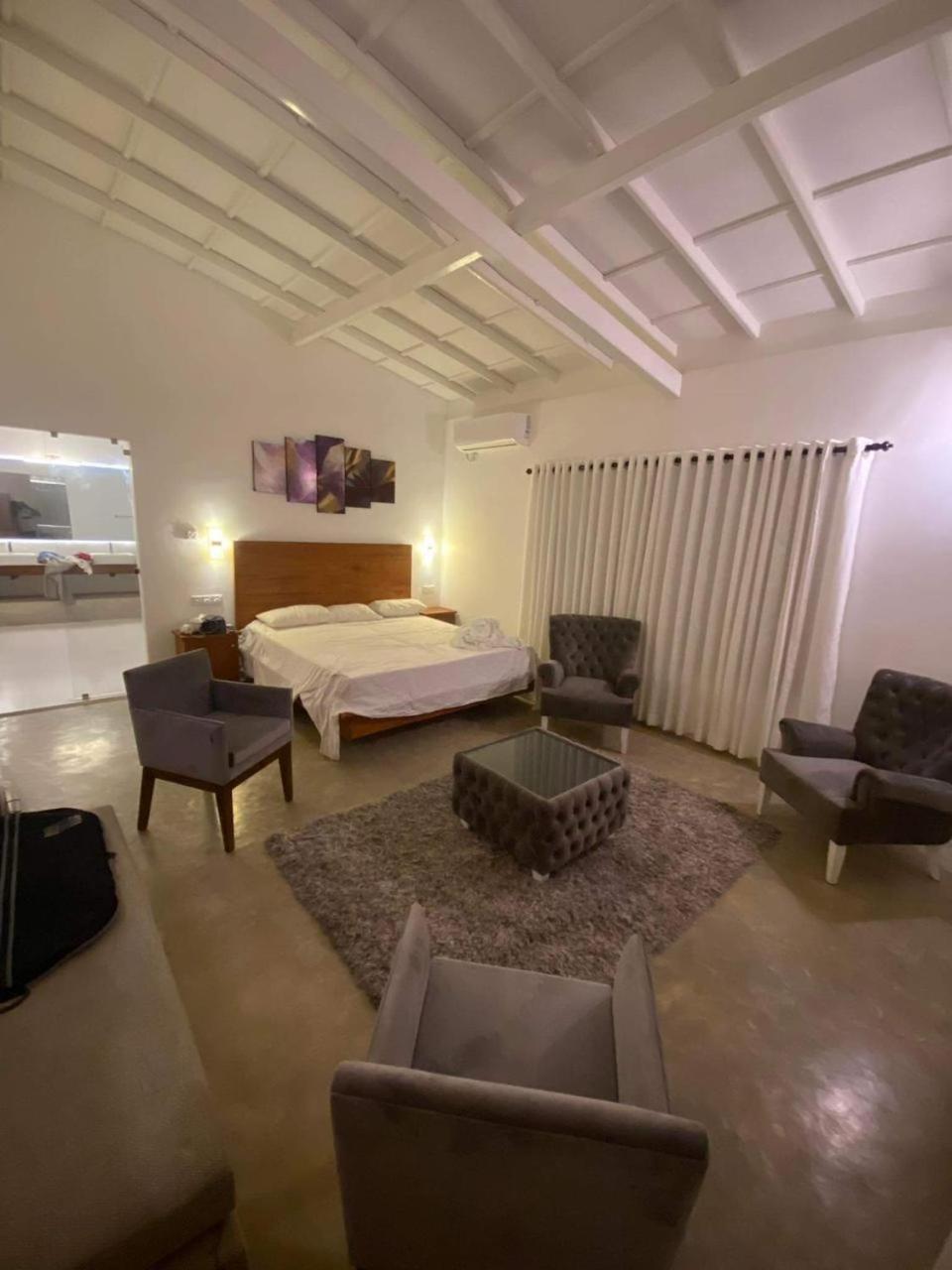 Sri Lanka Beach House Hotel Rathgama Dış mekan fotoğraf
