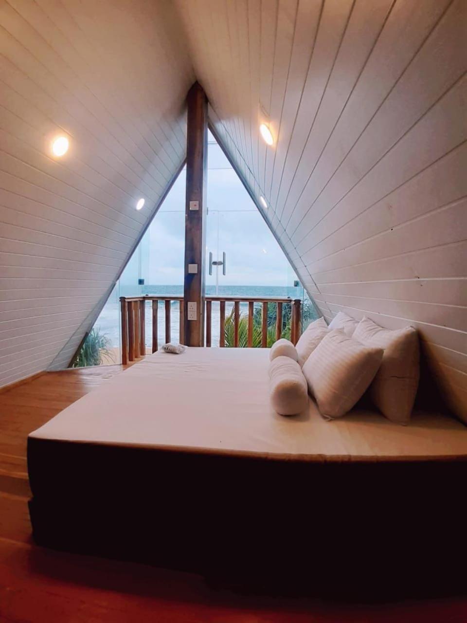 Sri Lanka Beach House Hotel Rathgama Dış mekan fotoğraf