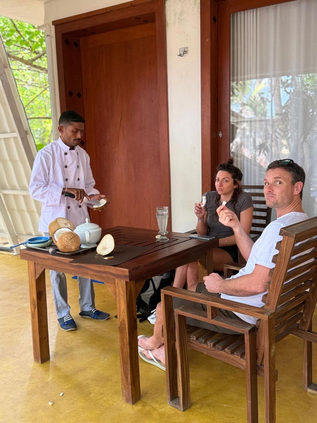 Sri Lanka Beach House Hotel Rathgama Dış mekan fotoğraf