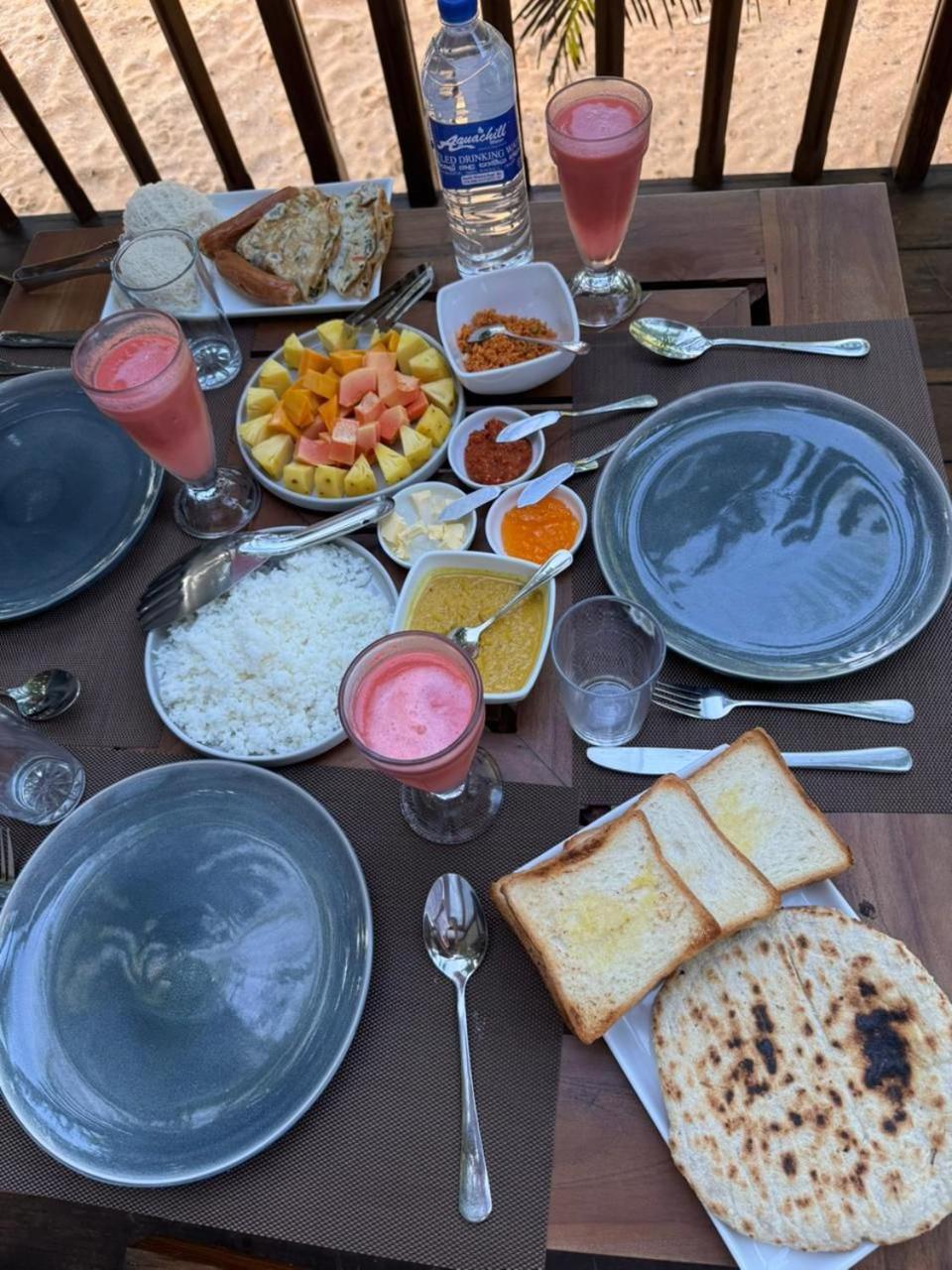 Sri Lanka Beach House Hotel Rathgama Dış mekan fotoğraf